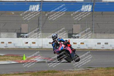 media/Nov-26-2022-Fastrack Riders (Sat) [[b001e85eef]]/Level 1/Session 3 Outside Turn 9/